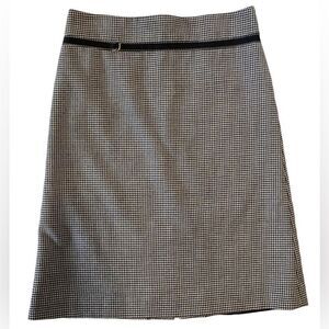 Skirtin Around Black and white checked pencil skirt Size 6